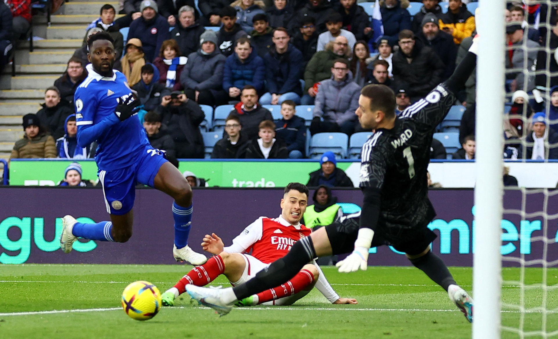 借其卓越的 借其卓越的